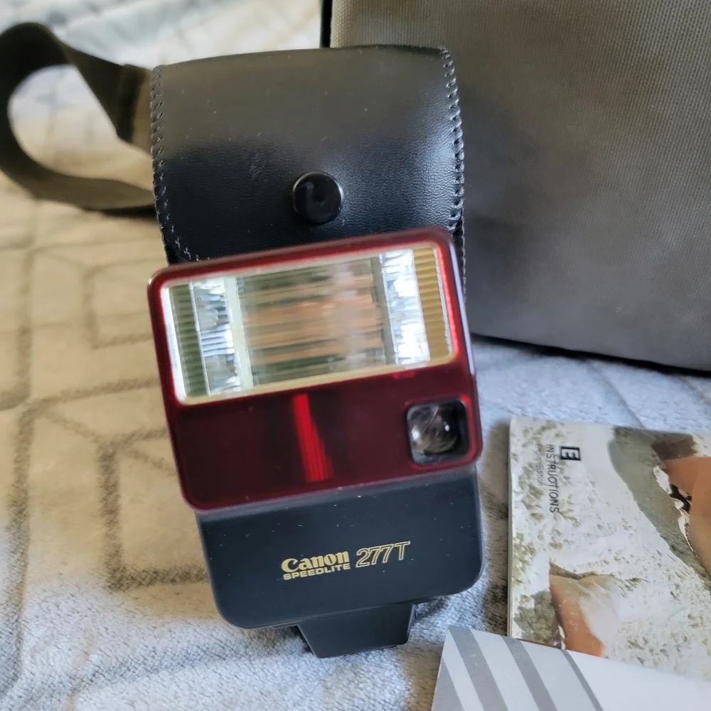 Vintage Canon 35mm Film Camera With Bag, Instructions, 277T Flash Tested Working